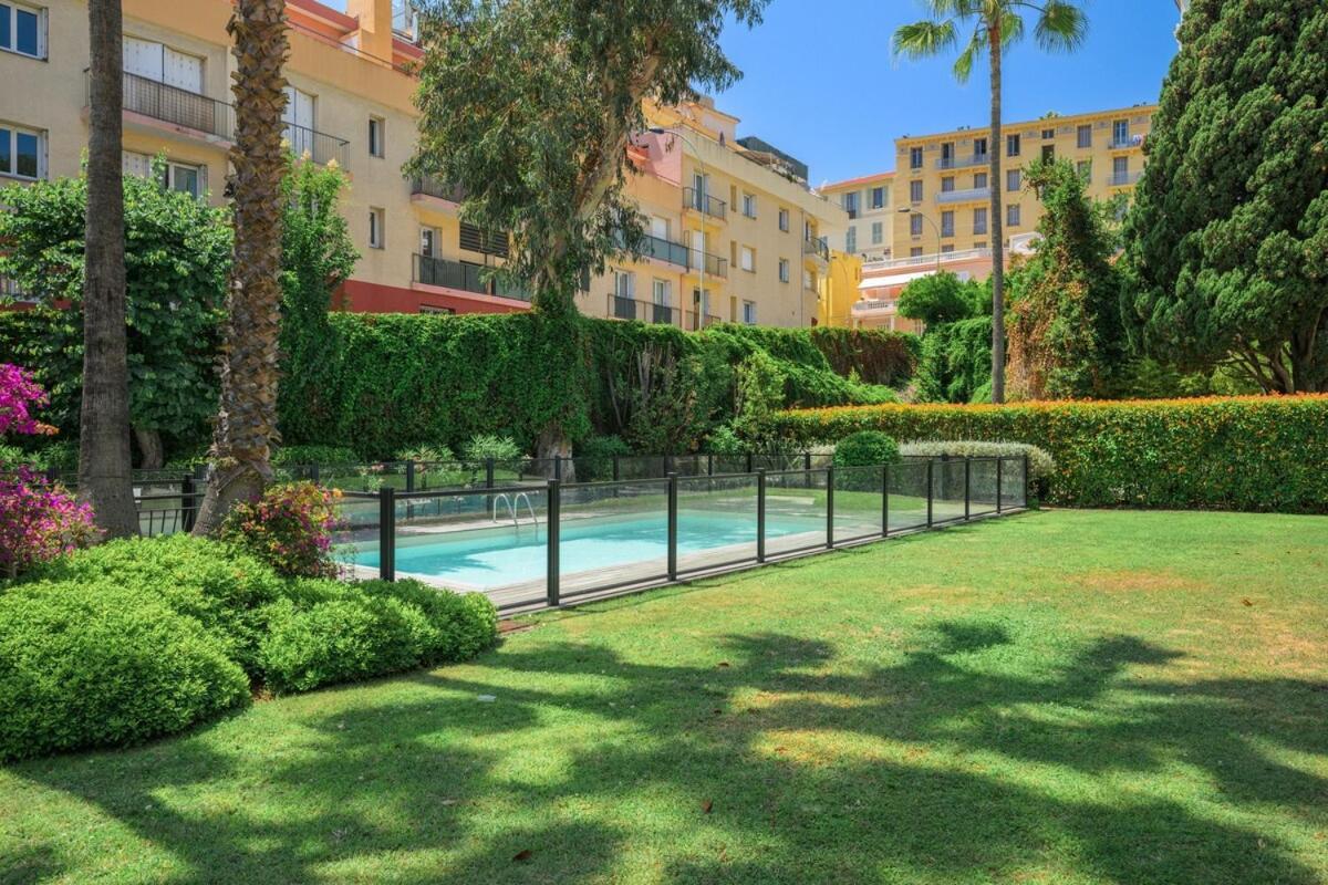 Le Coq Wagner - Garage - Swimming Pool Appartement Menton Buitenkant foto